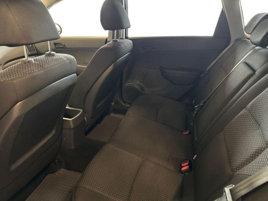 Hyundai i30 2011 Harmaa