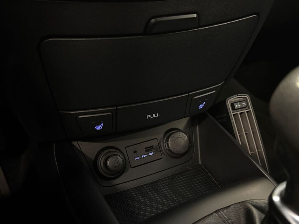Hyundai i30 2011 Harmaa