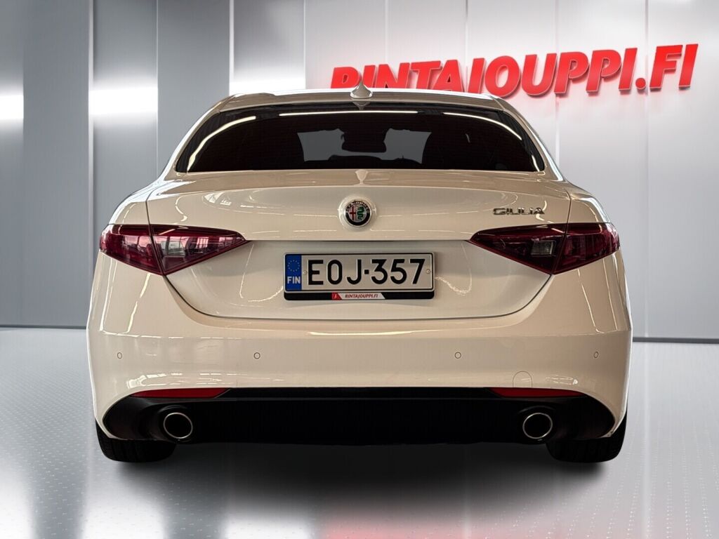 Alfa Romeo Giulia 2017 Valkoinen