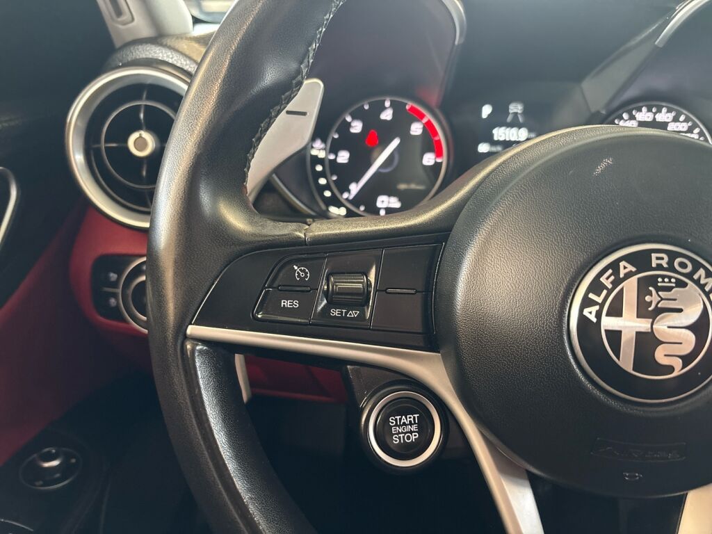 Alfa Romeo Giulia 2017 Valkoinen