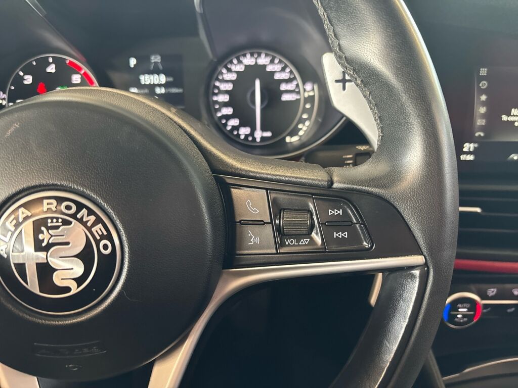 Alfa Romeo Giulia 2017 Valkoinen