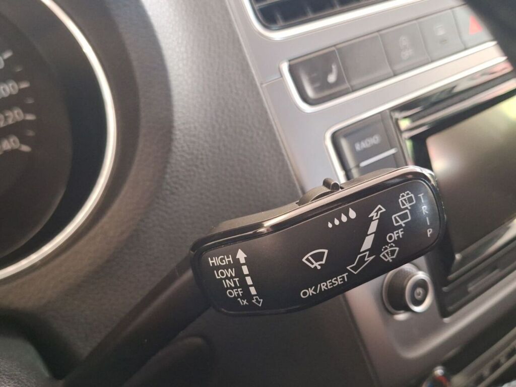 Volkswagen Polo 2017 Hopea