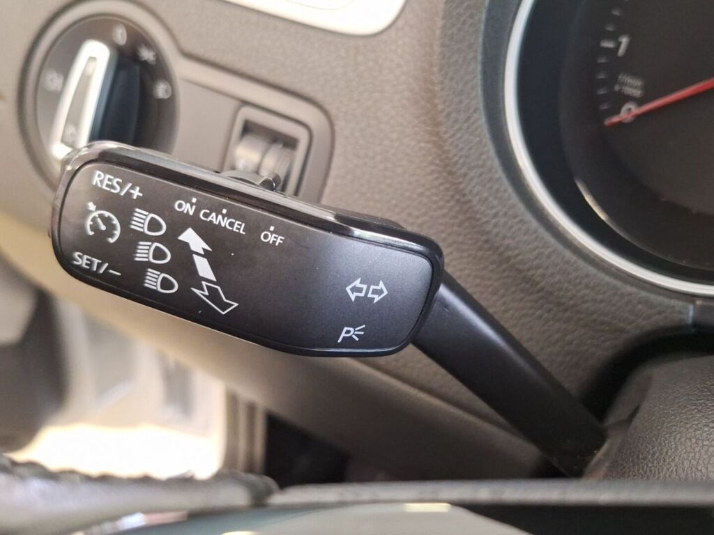 Volkswagen Polo 2017 Hopea