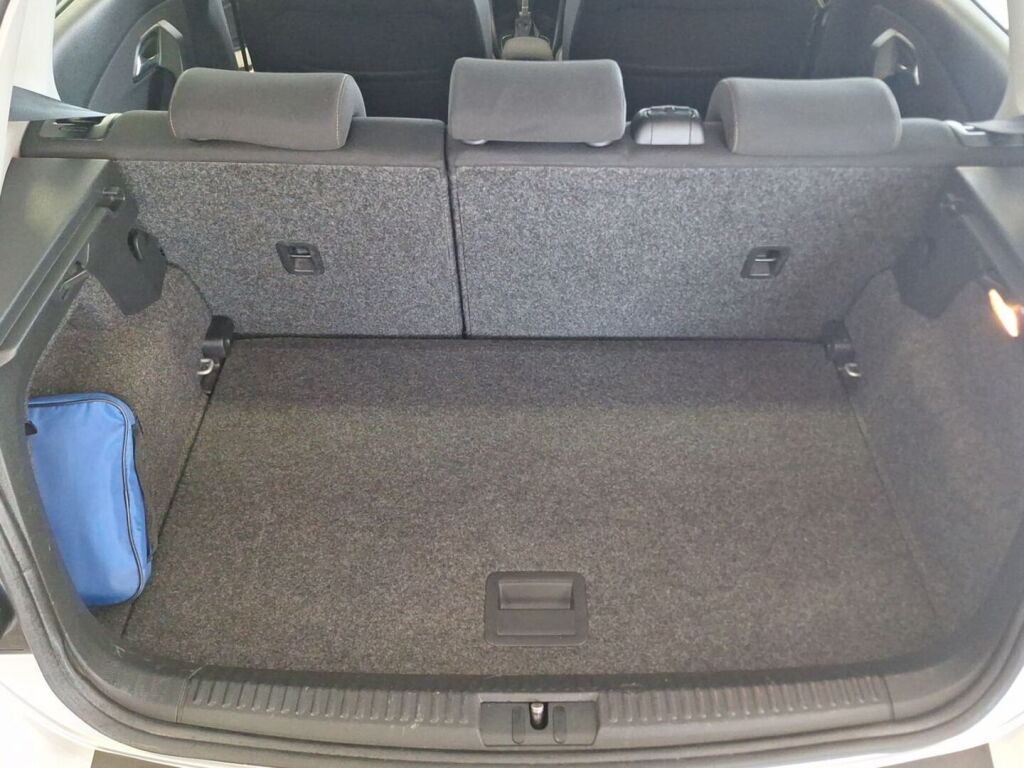 Volkswagen Polo 2017 Hopea