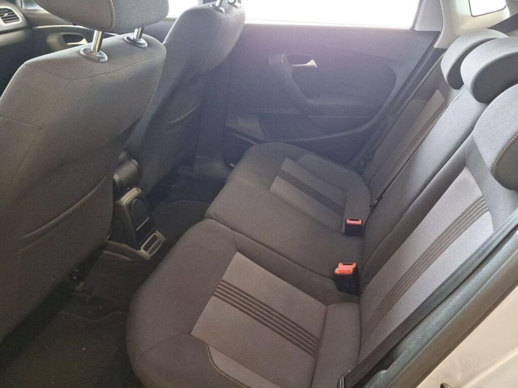 Volkswagen Polo 2017 Hopea