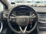 Opel Astra 2017 Punainen