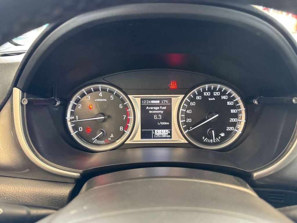 Suzuki Vitara 2016 Metallinhohto Hopea