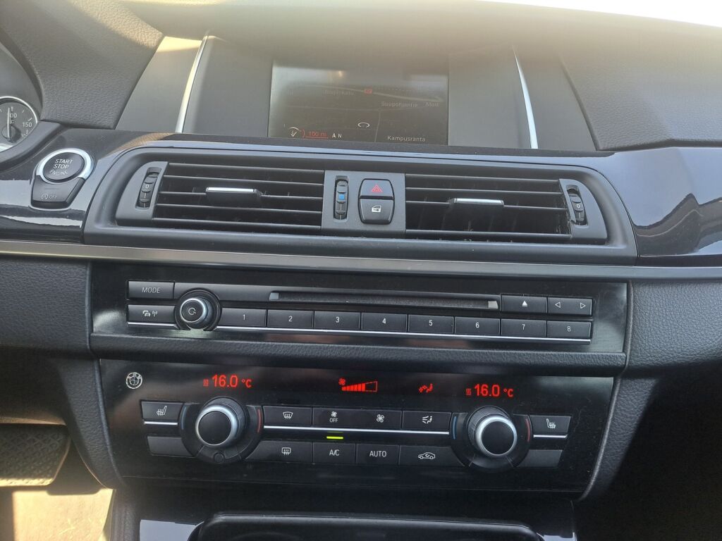 BMW 520 2013 Musta