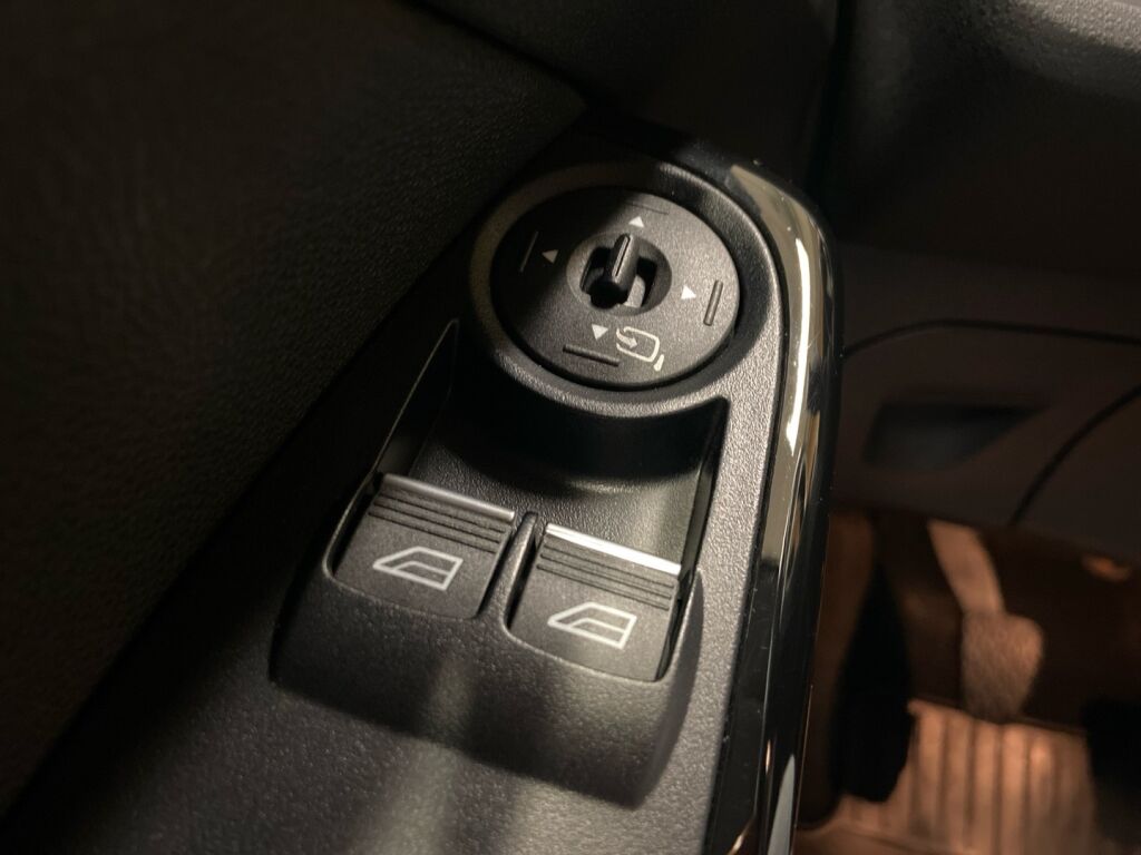 Ford Fiesta 2017 Musta