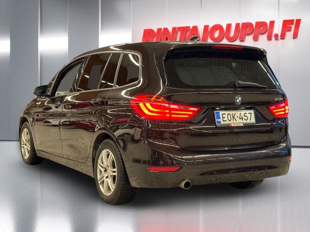 BMW 218 2017 Ruskea (beige)
