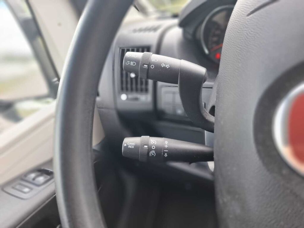 Adria Twin Platinum 600 SP 2017 Harmaa