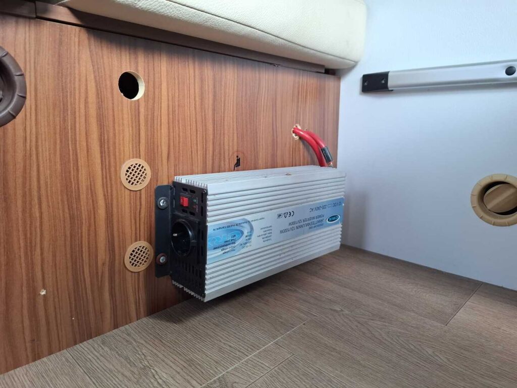 Adria Twin Platinum 600 SP 2017 Harmaa