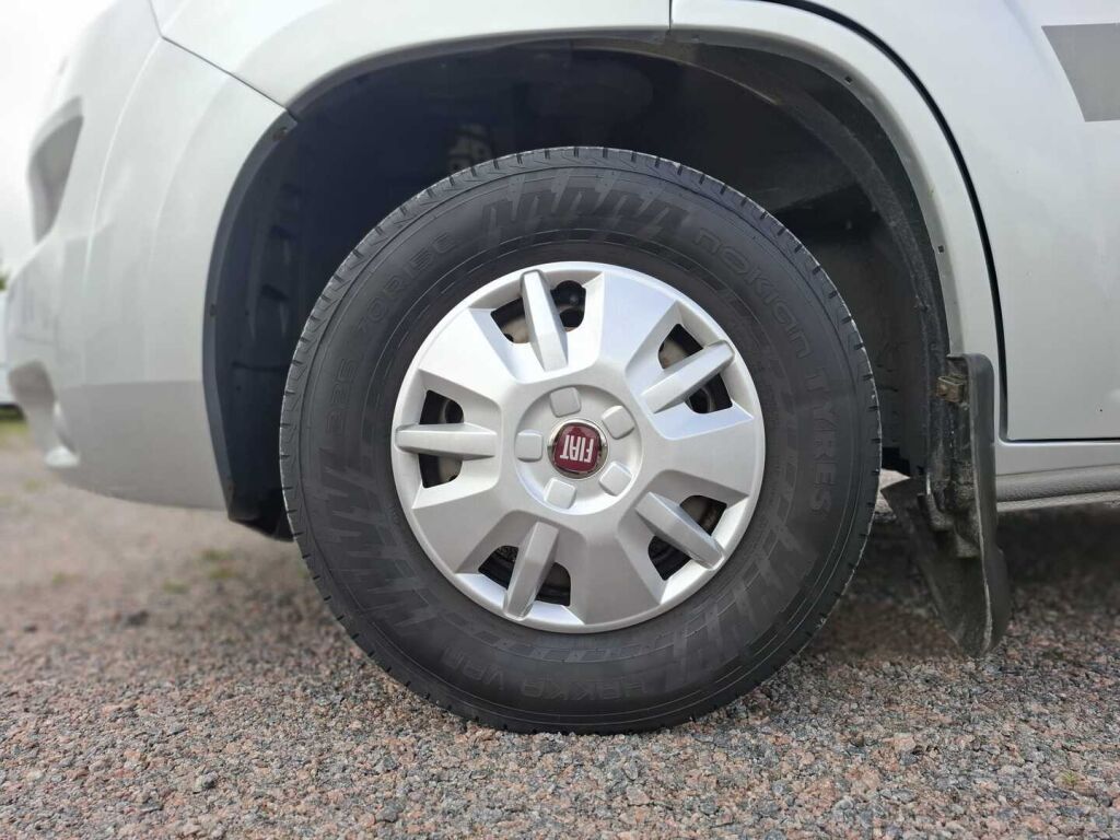 Adria Twin Platinum 600 SP 2017 Harmaa