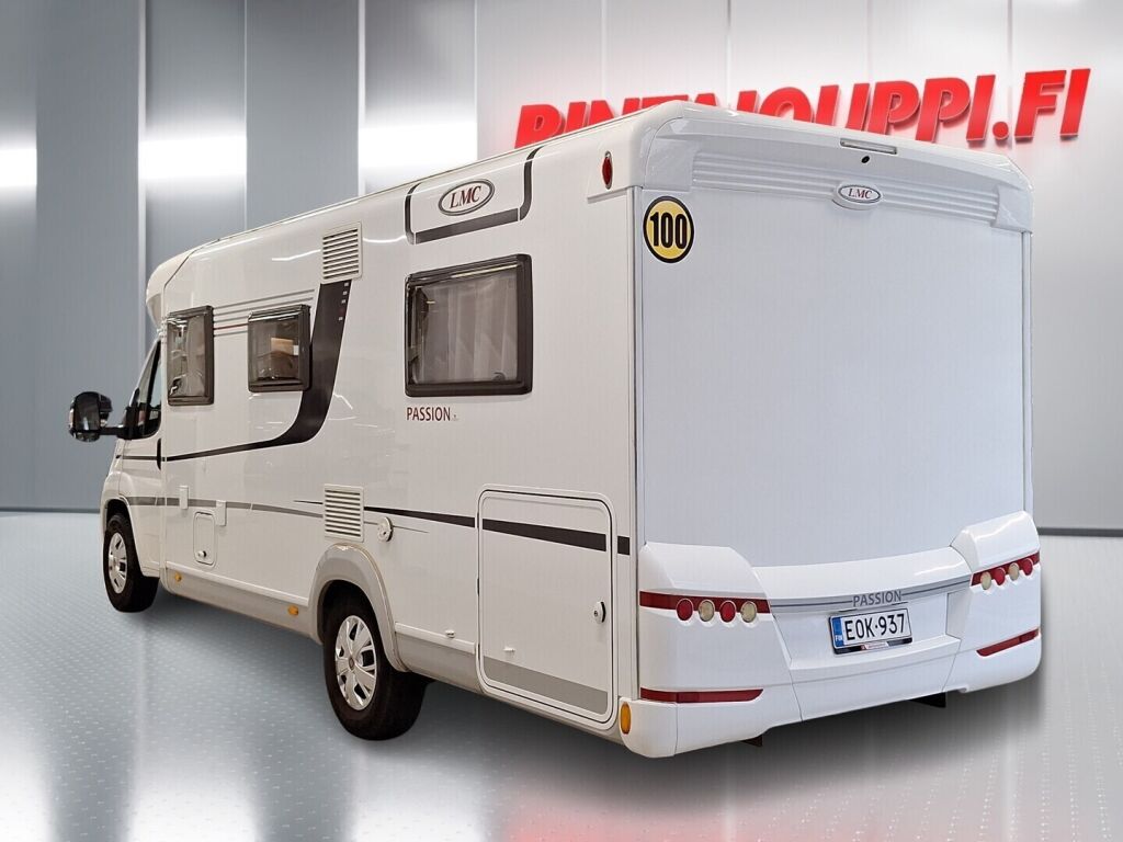 LMC T 638 G 2017 Valkoinen