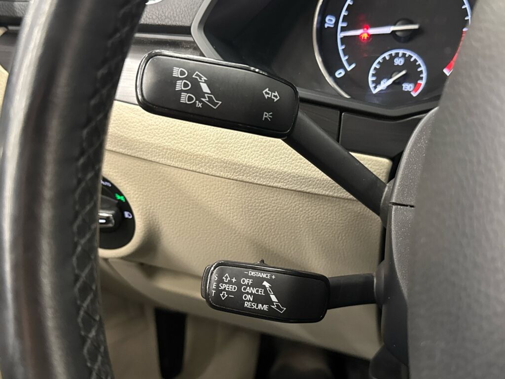 Skoda Superb 2017 Valkoinen