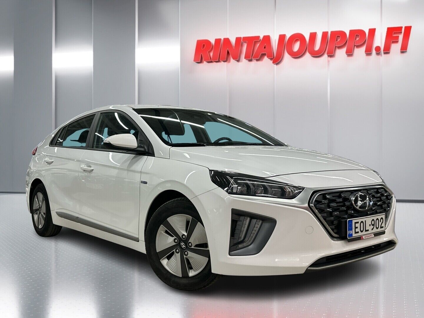Hyundai IONIQ hybrid
