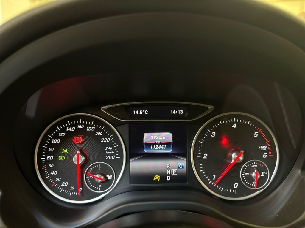 Mercedes-Benz A 2017 Musta
