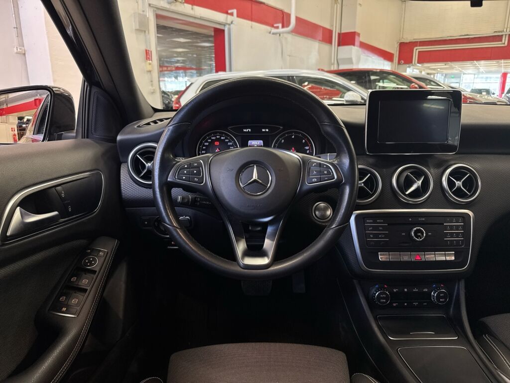 Mercedes-Benz A 2017 Musta