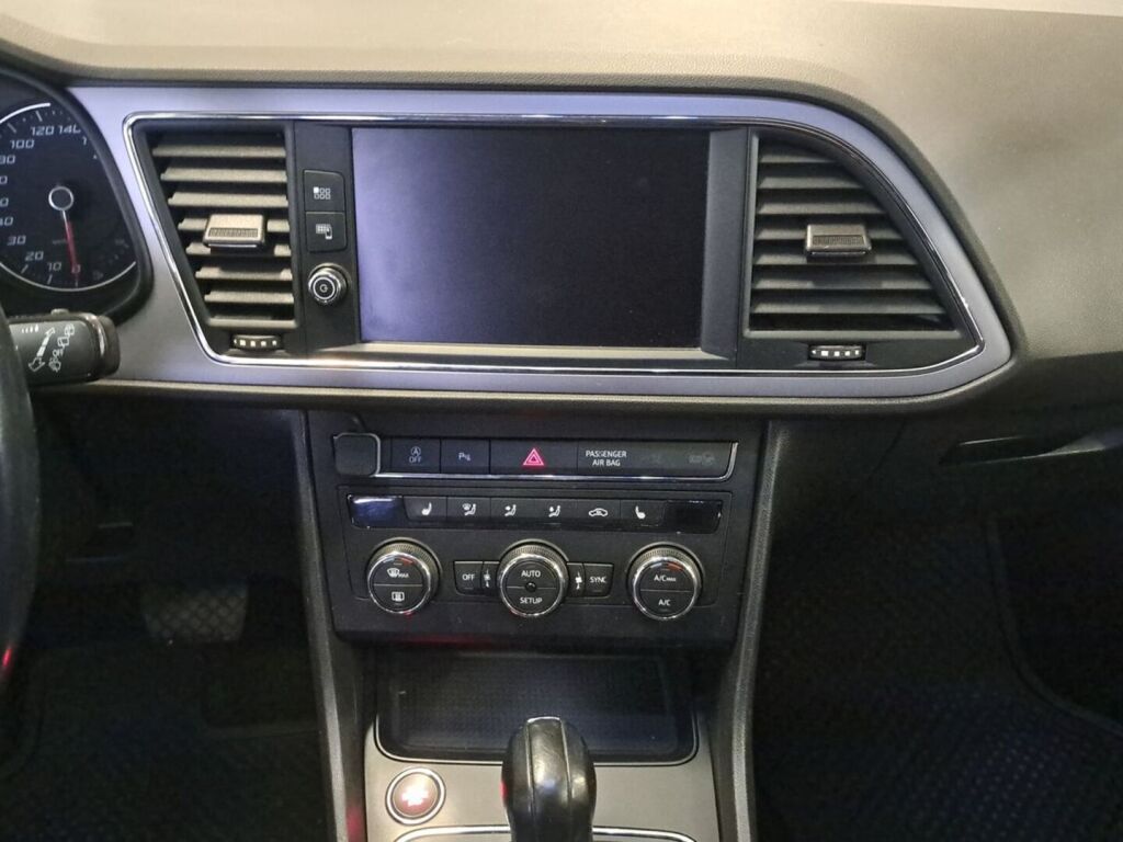 Seat Leon ST 2017 Harmaa