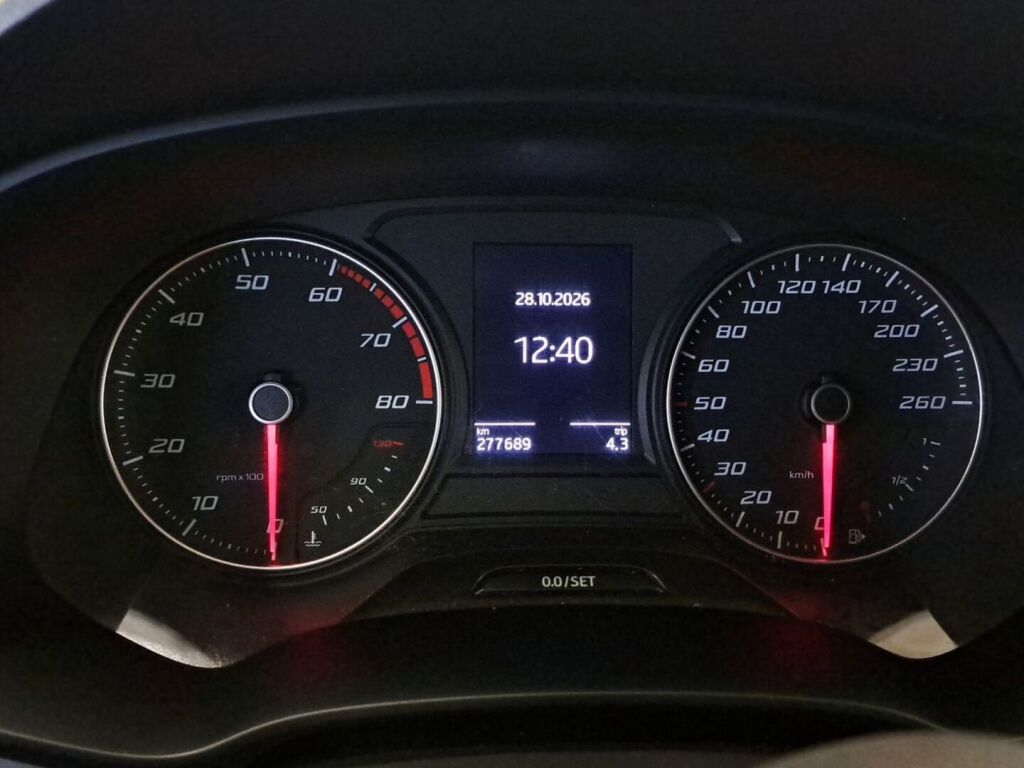 Seat Leon ST 2017 Harmaa