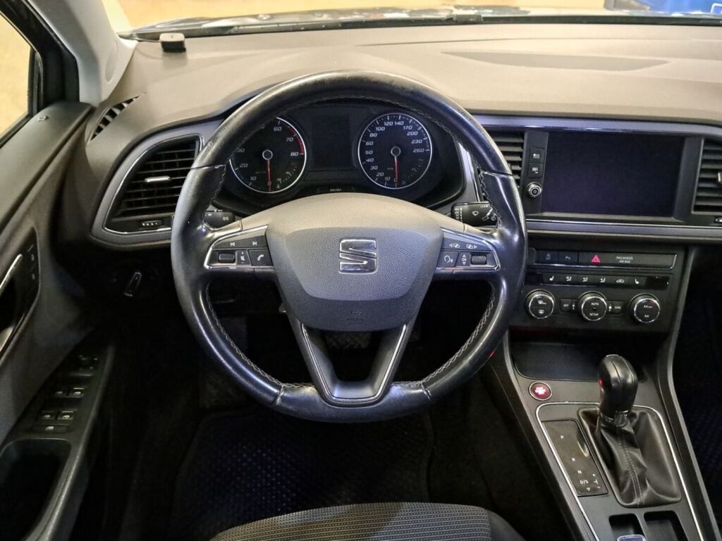 Seat Leon ST 2017 Harmaa