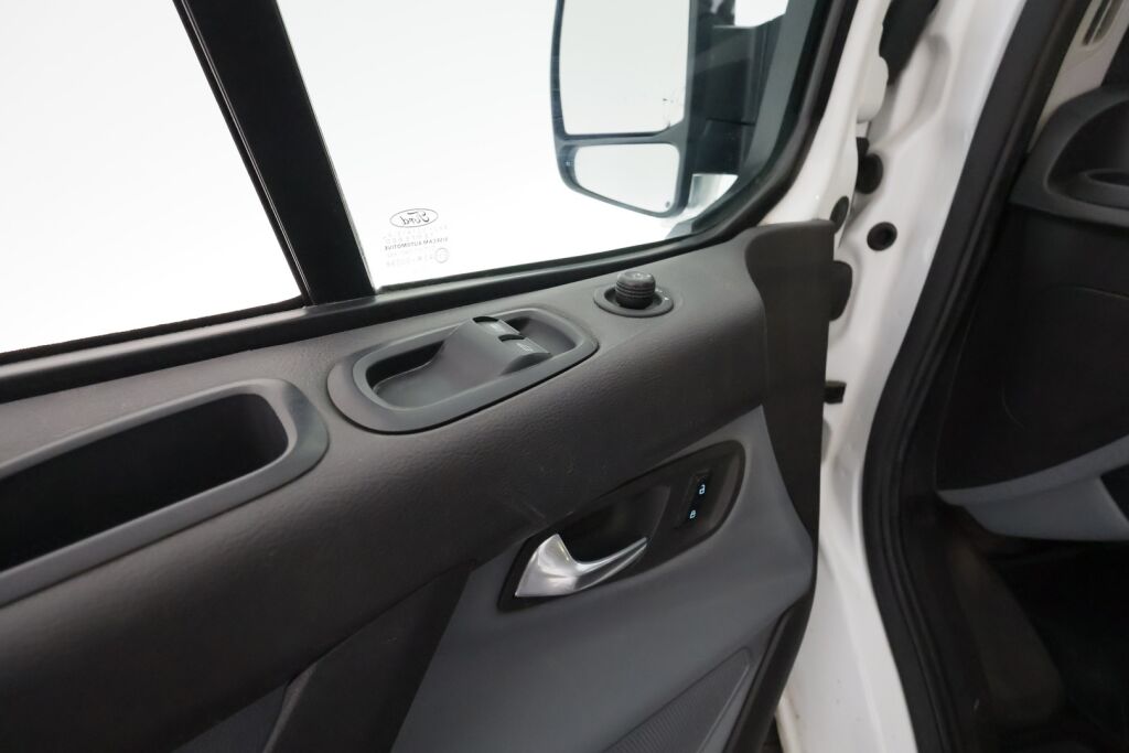 Ford Transit Custom 2018 Valkoinen