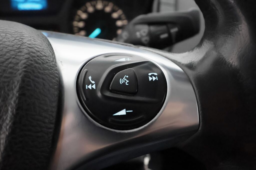 Ford Transit Custom 2018 Valkoinen