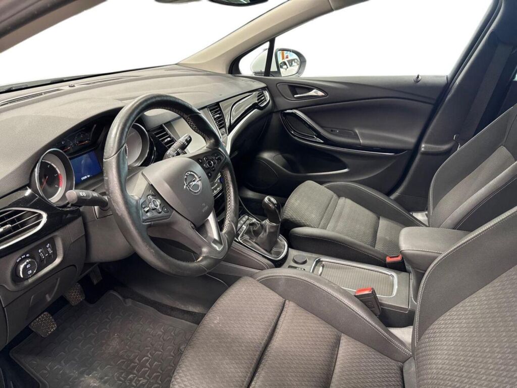 Opel Astra 2017 Valkoinen