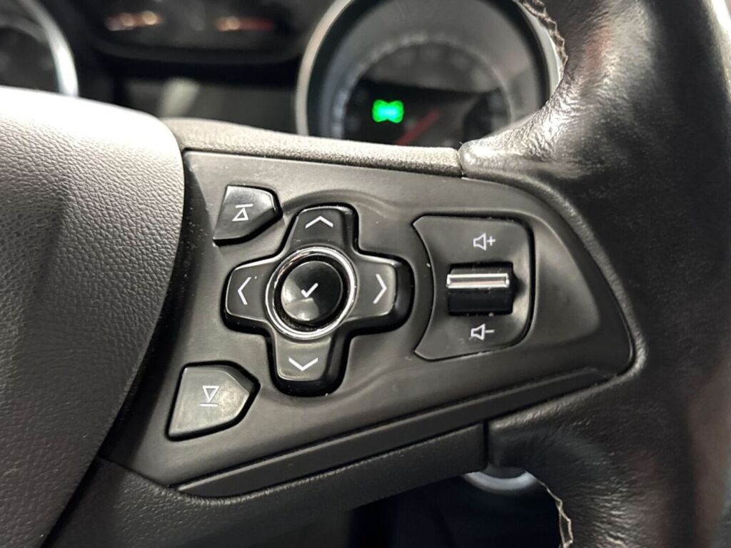 Opel Astra 2017 Valkoinen