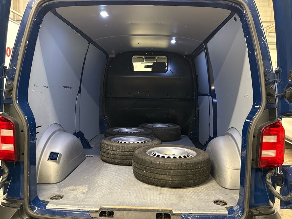 Volkswagen Transporter 2017 Sininen