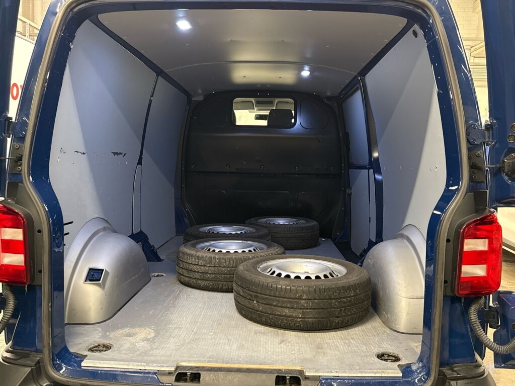 Volkswagen Transporter 2017 Sininen