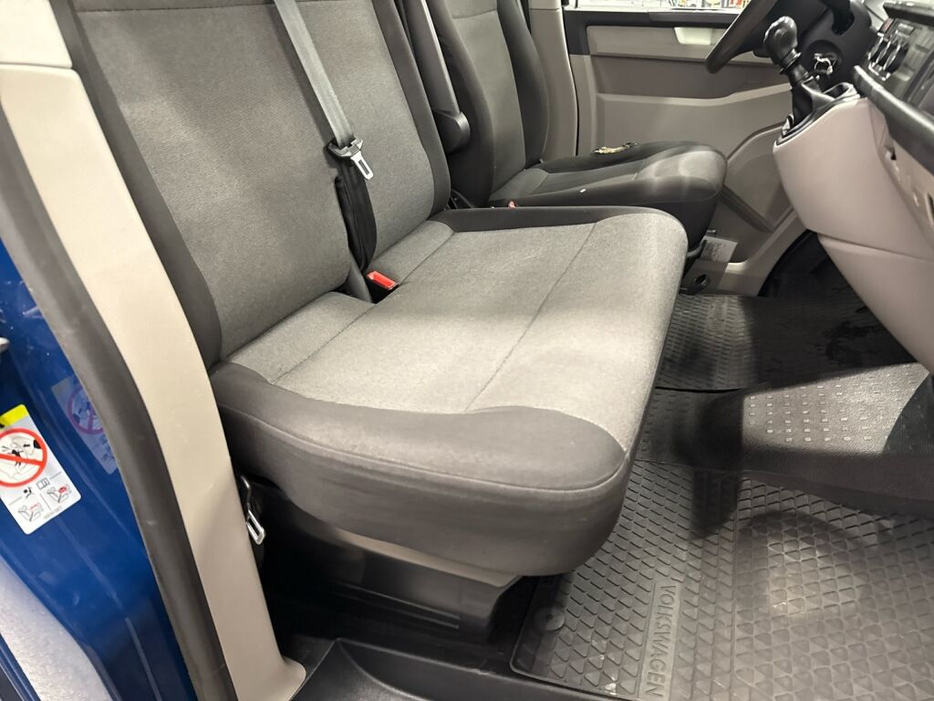 Volkswagen Transporter 2017 Sininen