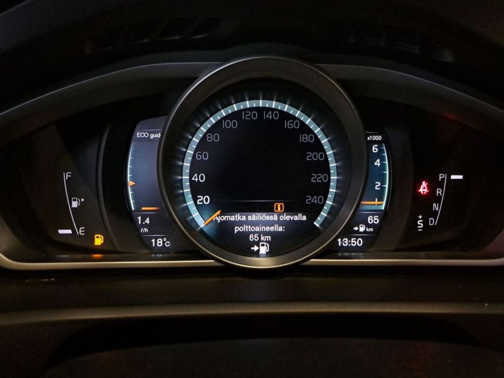 Volvo V40 Cross Country 2017 Valkoinen