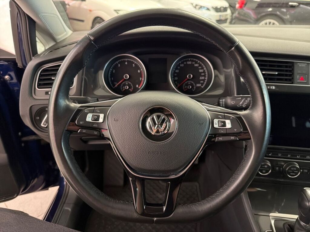 Volkswagen Golf 2017 Sininen