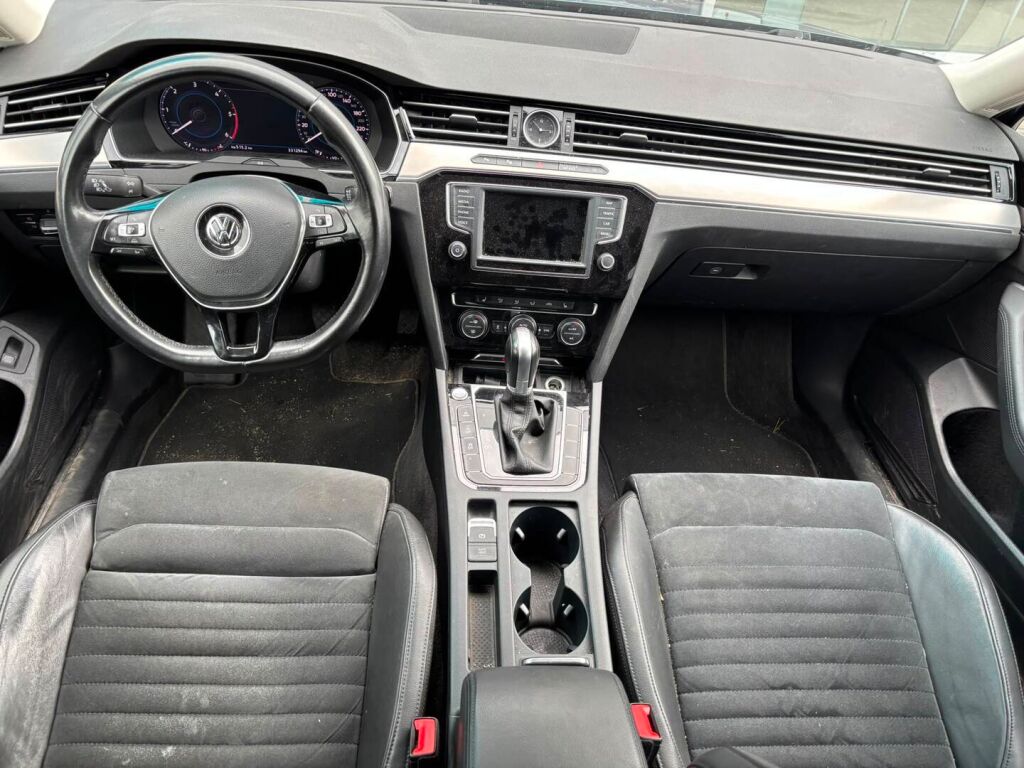 Volkswagen Passat 2017 Sininen