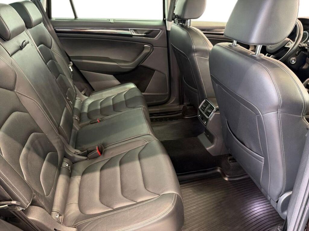 Skoda Kodiaq 2017 Ruskea (beige)