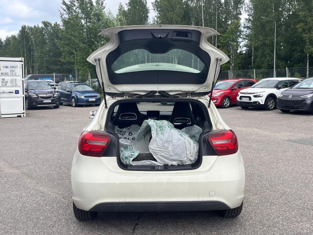 Mercedes-Benz A 2017 Valkoinen