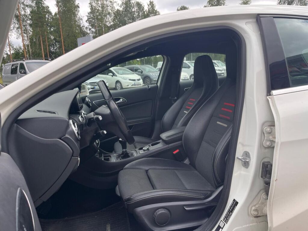 Mercedes-Benz A 2017 Valkoinen