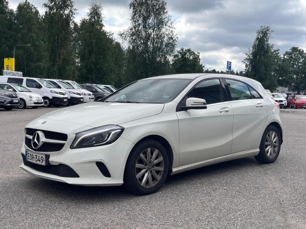 Mercedes-Benz A 2017 Valkoinen