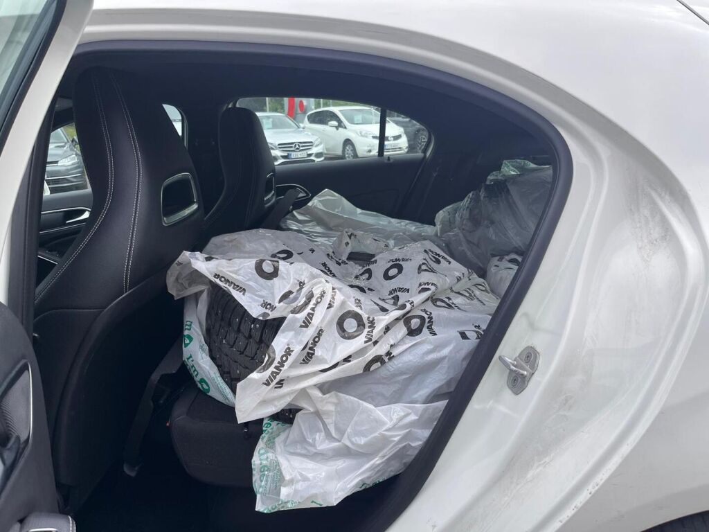Mercedes-Benz A 2017 Valkoinen