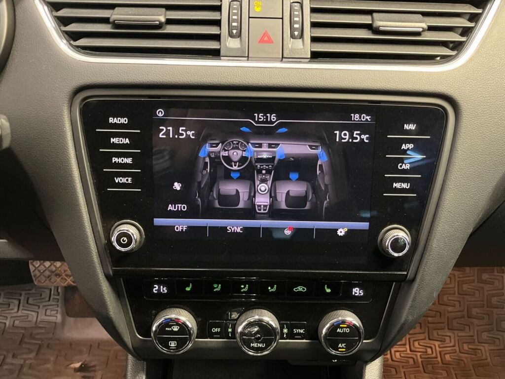 Skoda Octavia 2017 Harmaa