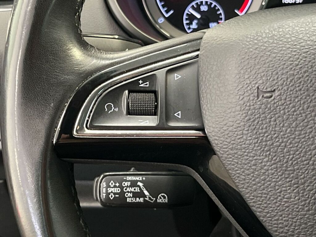 Skoda Octavia 2017 Harmaa