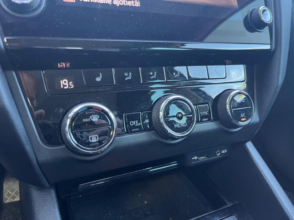 Skoda Octavia 2017 Harmaa
