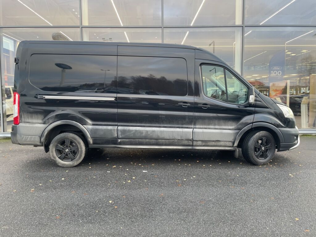 Ford Transit 2017 Musta