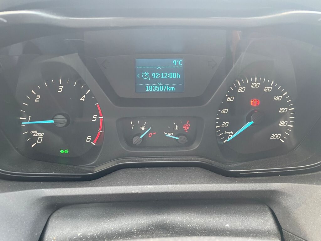 Ford Transit 2017 Musta