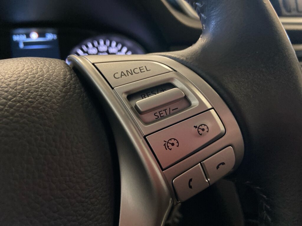 Nissan Qashqai 2017 Harmaa