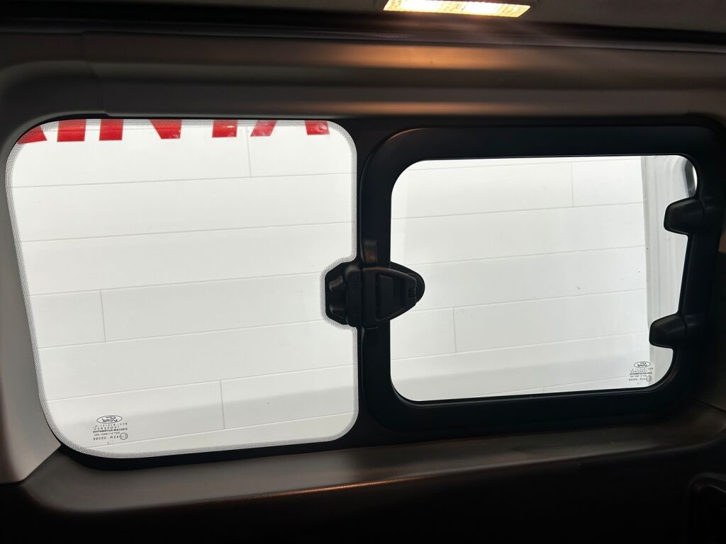 Ford Tourneo Custom 2017 Valkoinen