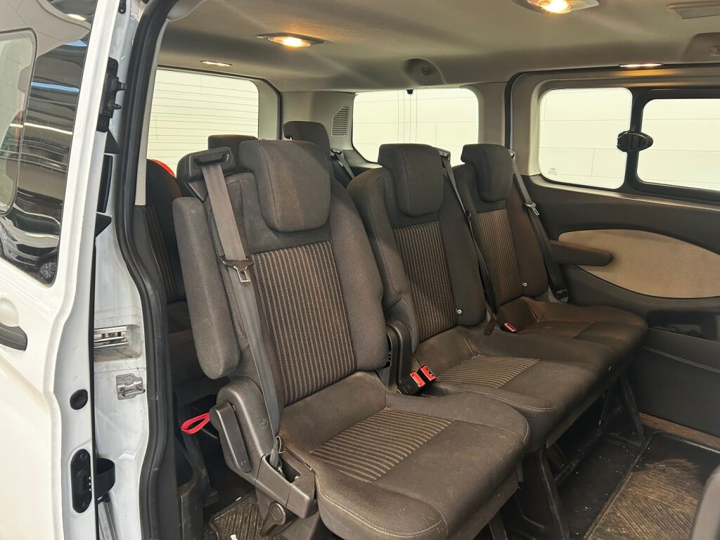 Ford Tourneo Custom 2017 Valkoinen