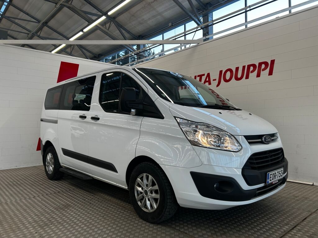 Ford Tourneo Custom 2017 Valkoinen