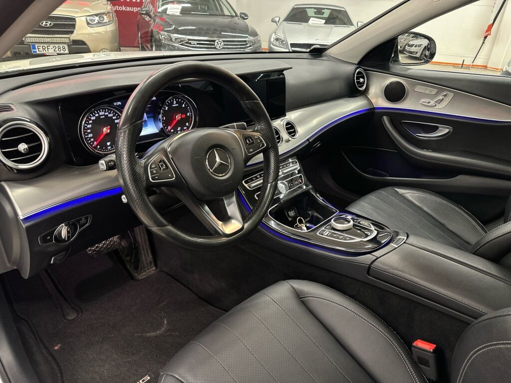 Mercedes-Benz E 2017 Valkoinen